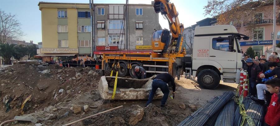 2,000-year-old sarcophagus found in Istanbul