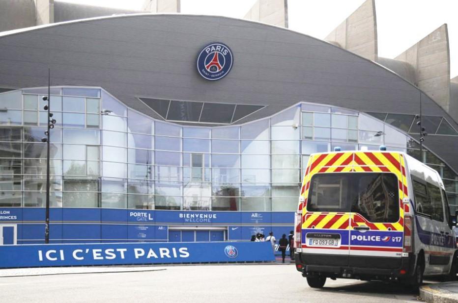 Paris mayor shuns PSG’s attempt to buy Parc des Princes