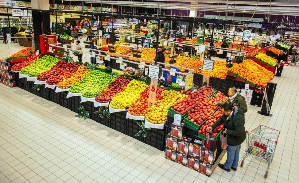 It is right time for retailers to freeze prices: Minister