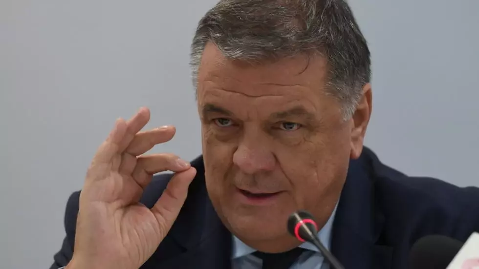 Key suspect in EU graft scandal cuts deal with prosecutors