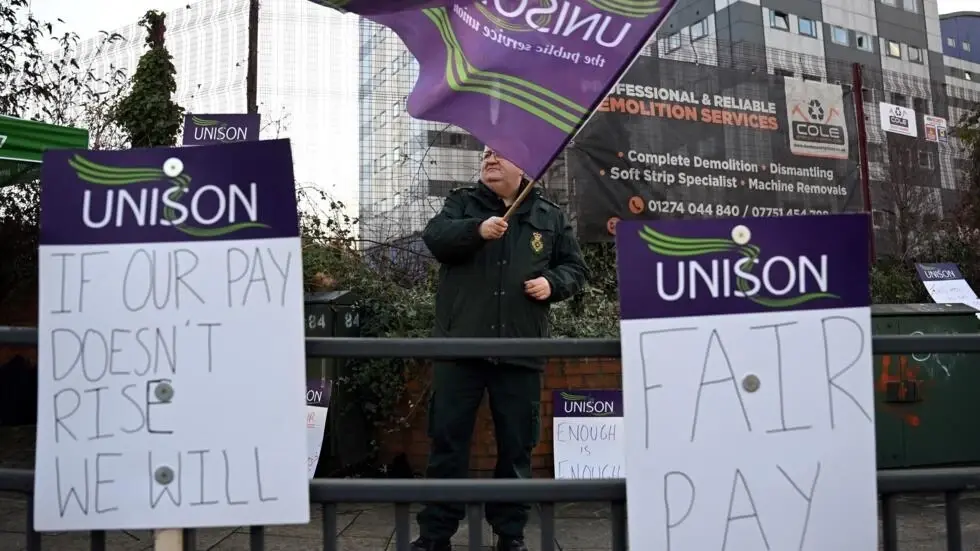 UK ambulance workers strike again as unions call for talks