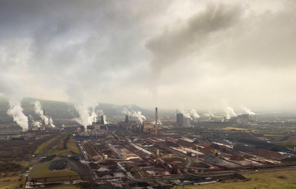 UK to offer 600m in pollution-cutting support for steelmakers