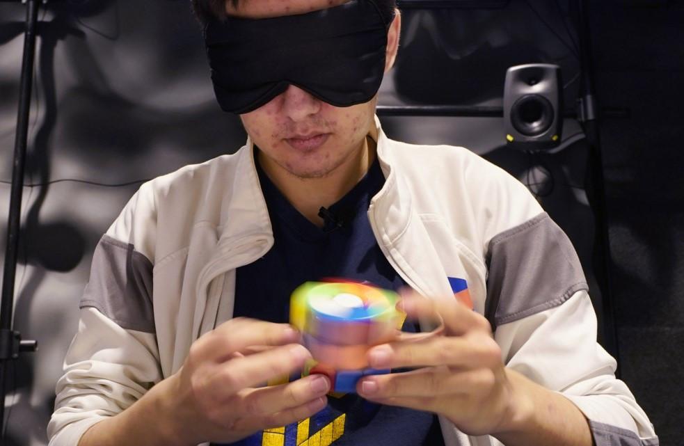 World champion says Rubik’s Cube and violin go hand in hand