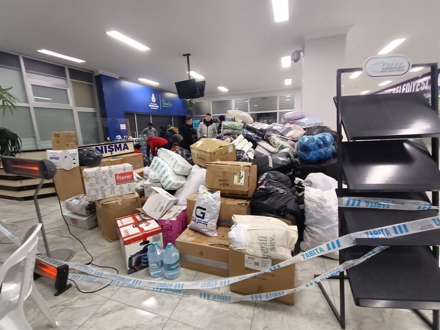 Turkish business world mobilizes for earthquake relief efforts