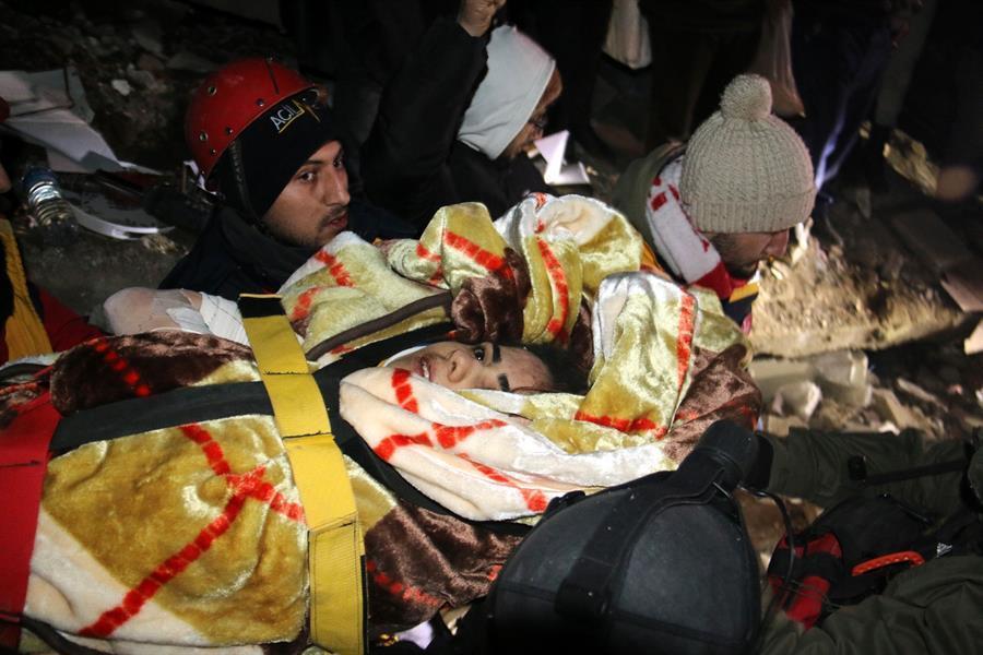 Death toll rises after major quakes rock country’s south