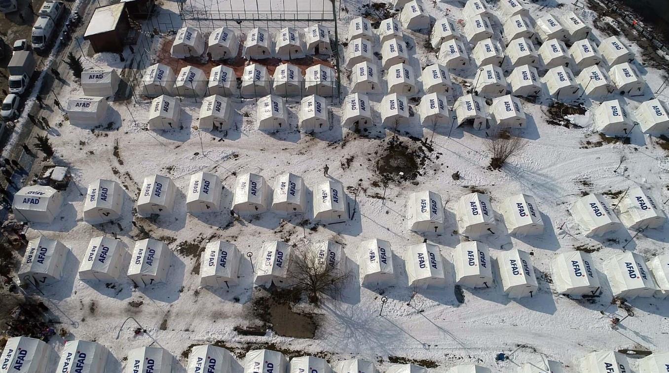 Urgent need of tents, heaters in quake zone
