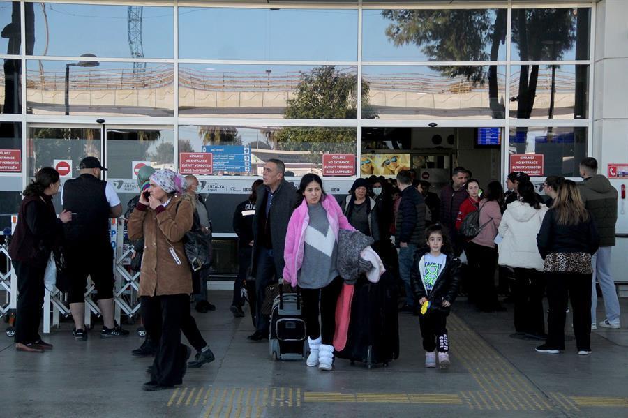 Quake migration to other provinces increases