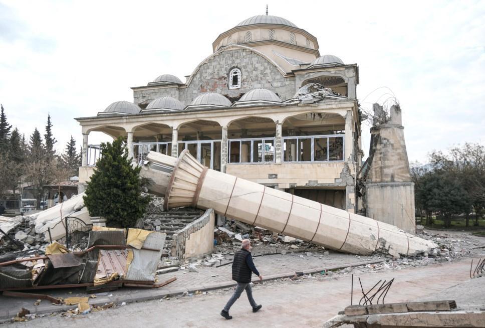 Death toll rises, 4 quake-hit cities included in ‘eastern services’