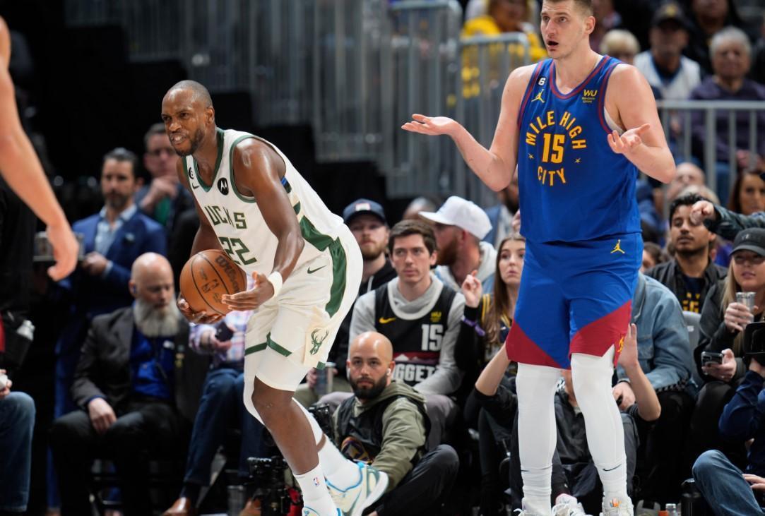 Jokic’s Nuggets stifle NBA-leading Bucks