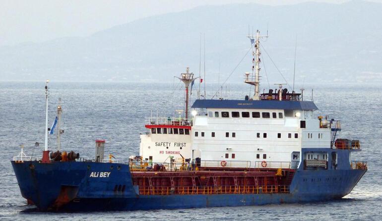 Ship sinks off Antalya coast, 3 crew members dead