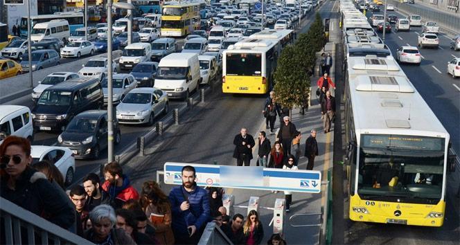 Ramazan Bayramı nda toplu taşıma metro Marmaray metrobüs kaç gün