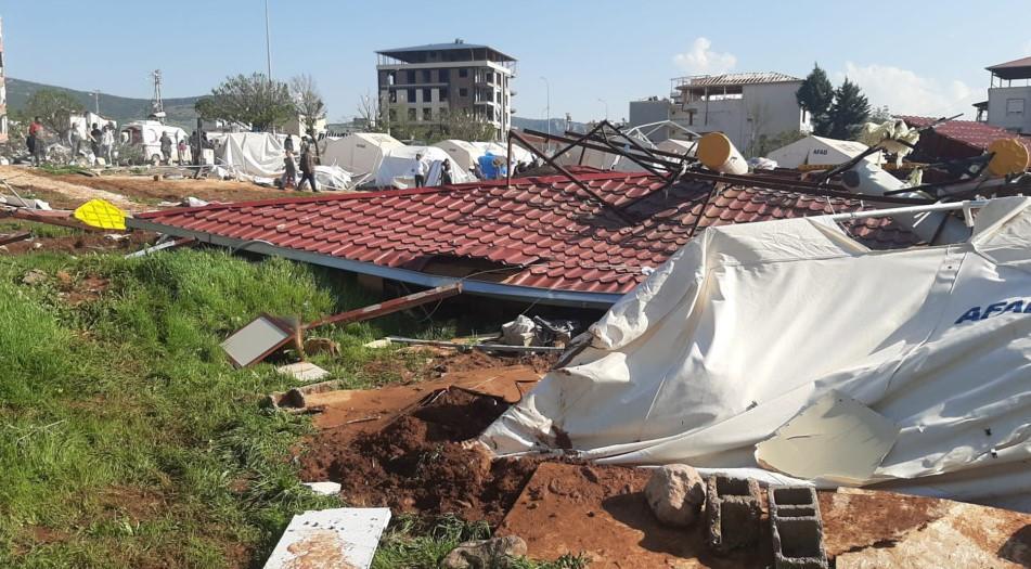 Tornado hits tents in quake-hit Pazarcık, 1 dead