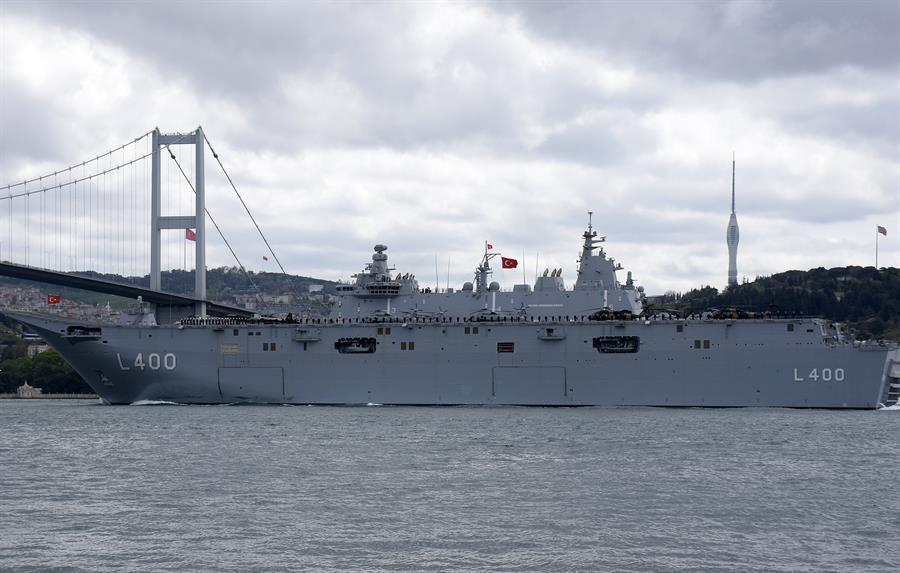 Nearly 80,000 visit Türkiye’s largest warship