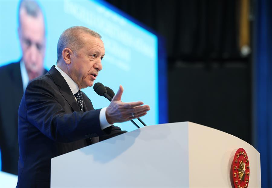Government to appoint 45,000 more teachers: Erdoğan
