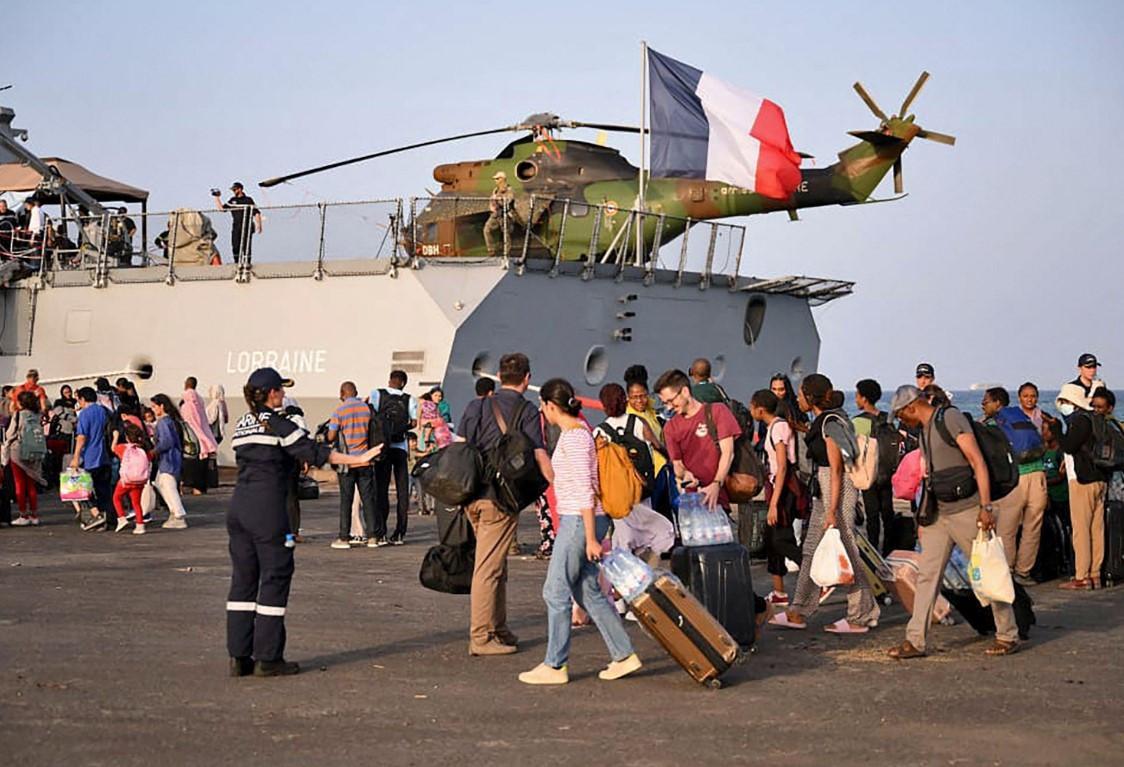 Boat with 1,687 civilians fleeing Sudan reaches Saudi: foreign ministry