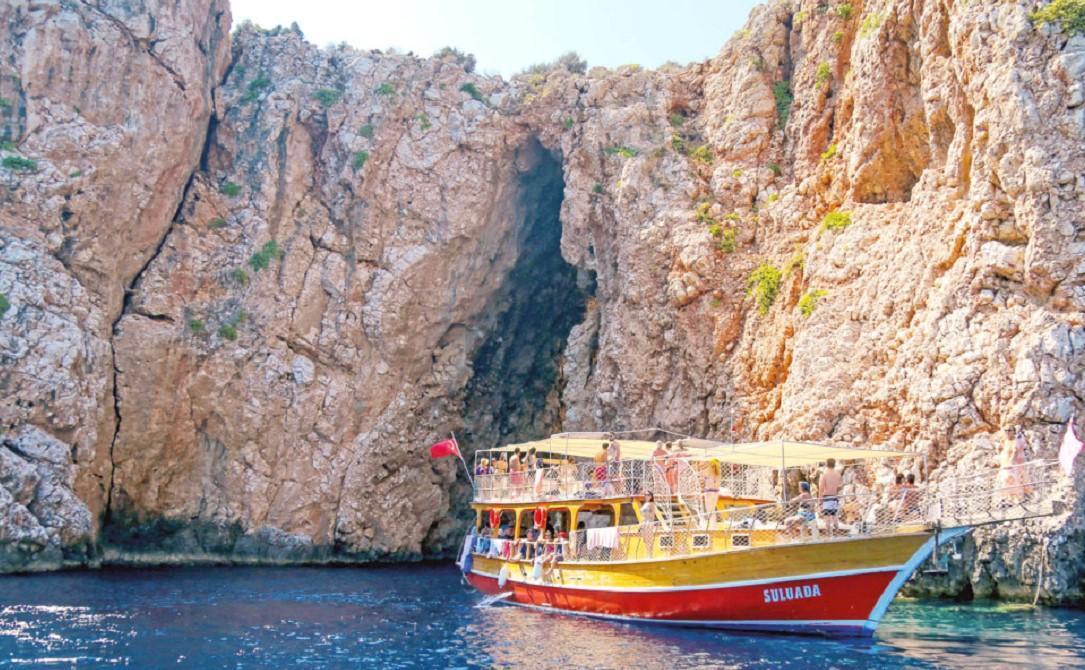 Tour boats preparing to meet Adrasan waters