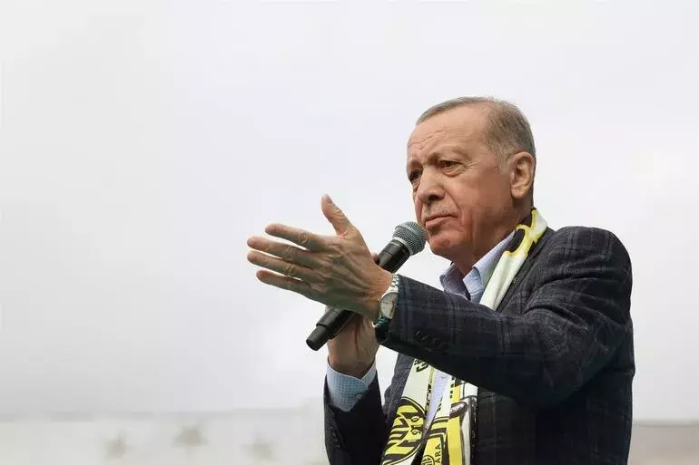 President Erdoğan calls on quake-survivors to not give into pessimism