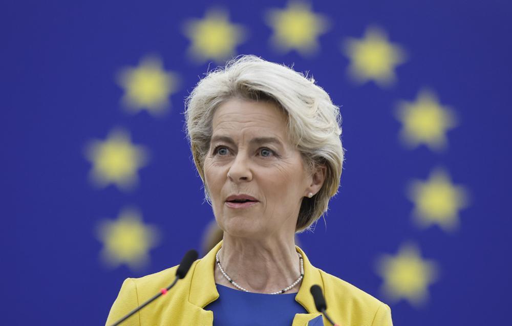 EU chief Von der Leyen arrives in Kiev for Europe Day