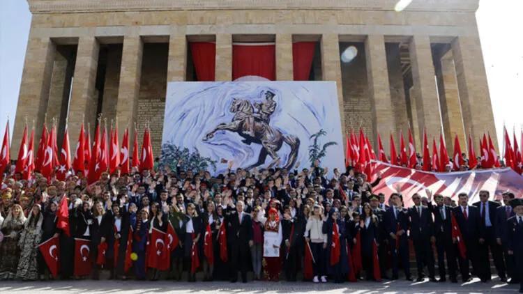 Nation marks Youth and Sports Day, commemorates Atatürk