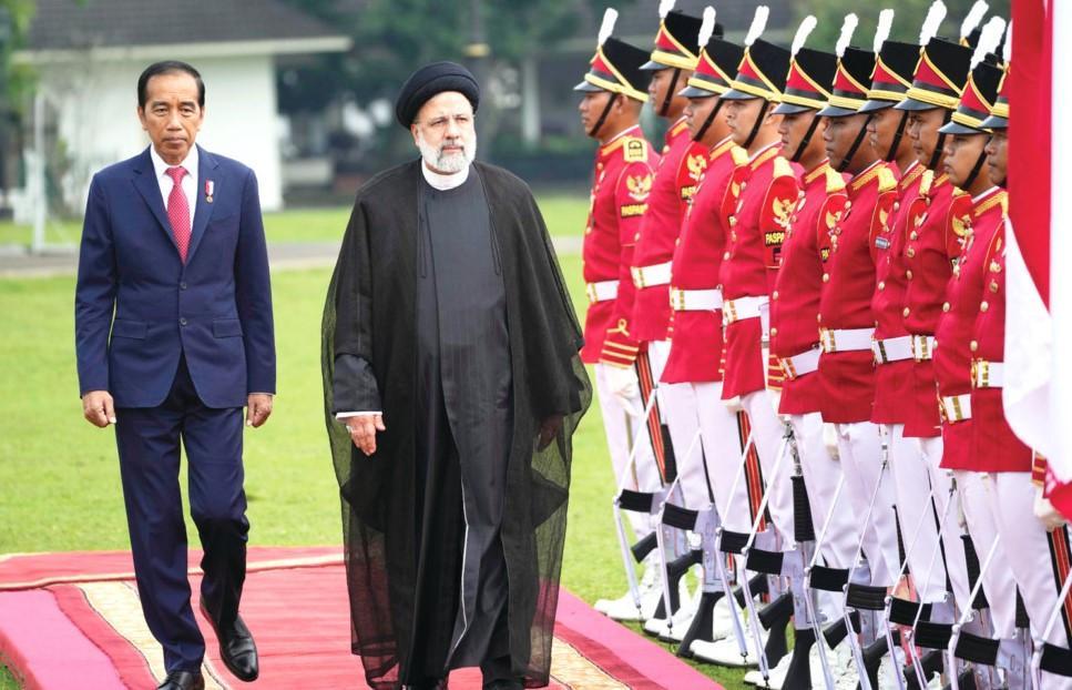 Iranian leader visits Indonesia to deepen economic ties