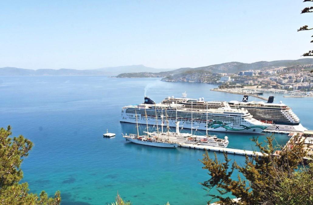Diversification key to lure more foreign tourists, say hoteliers