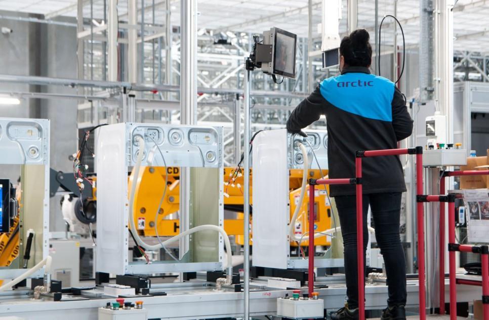 Recovery in manufacturing sustained in May: Survey