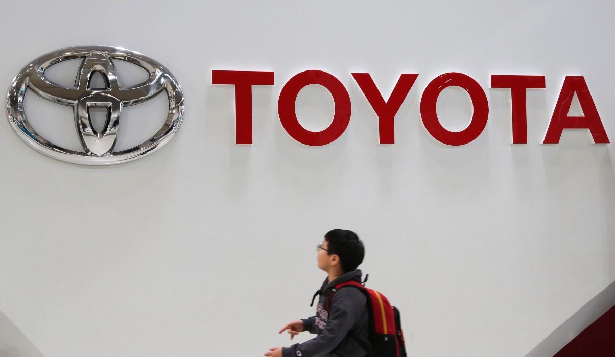 Toyota to invest $2.1 bln more in North Carolina battery plant