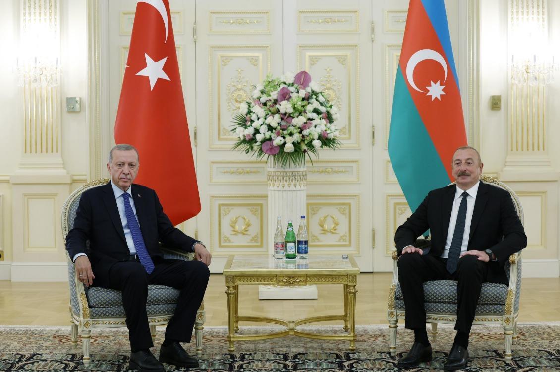 Türkiye, Azerbaijan vow to further improve ties