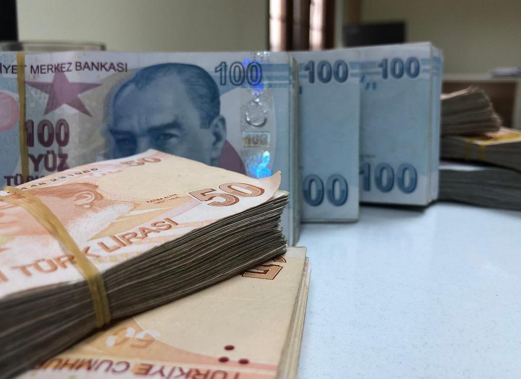 Central gov’t budget posts surplus last month