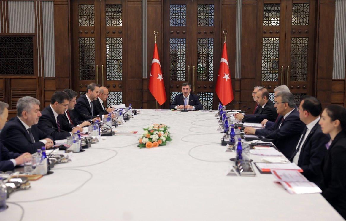 Government’s medium-term program to be revised: Yılmaz
