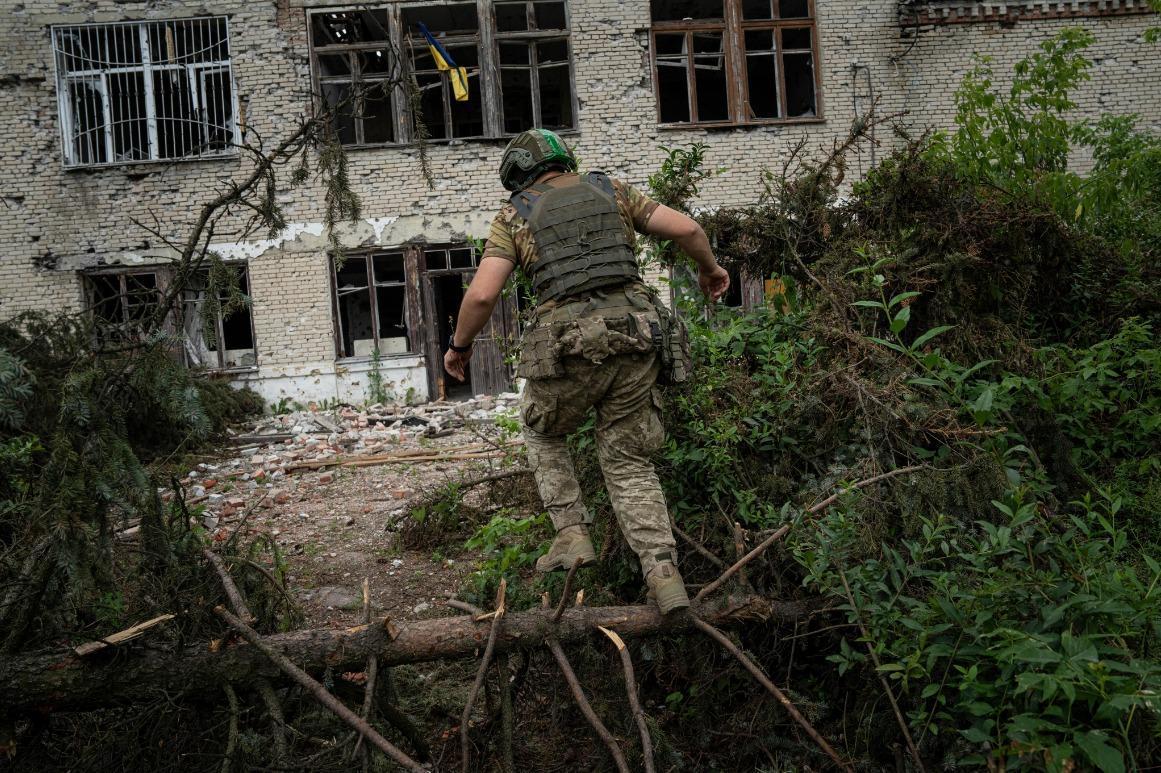 Sunak to urge investors to support Ukraine reconstruction