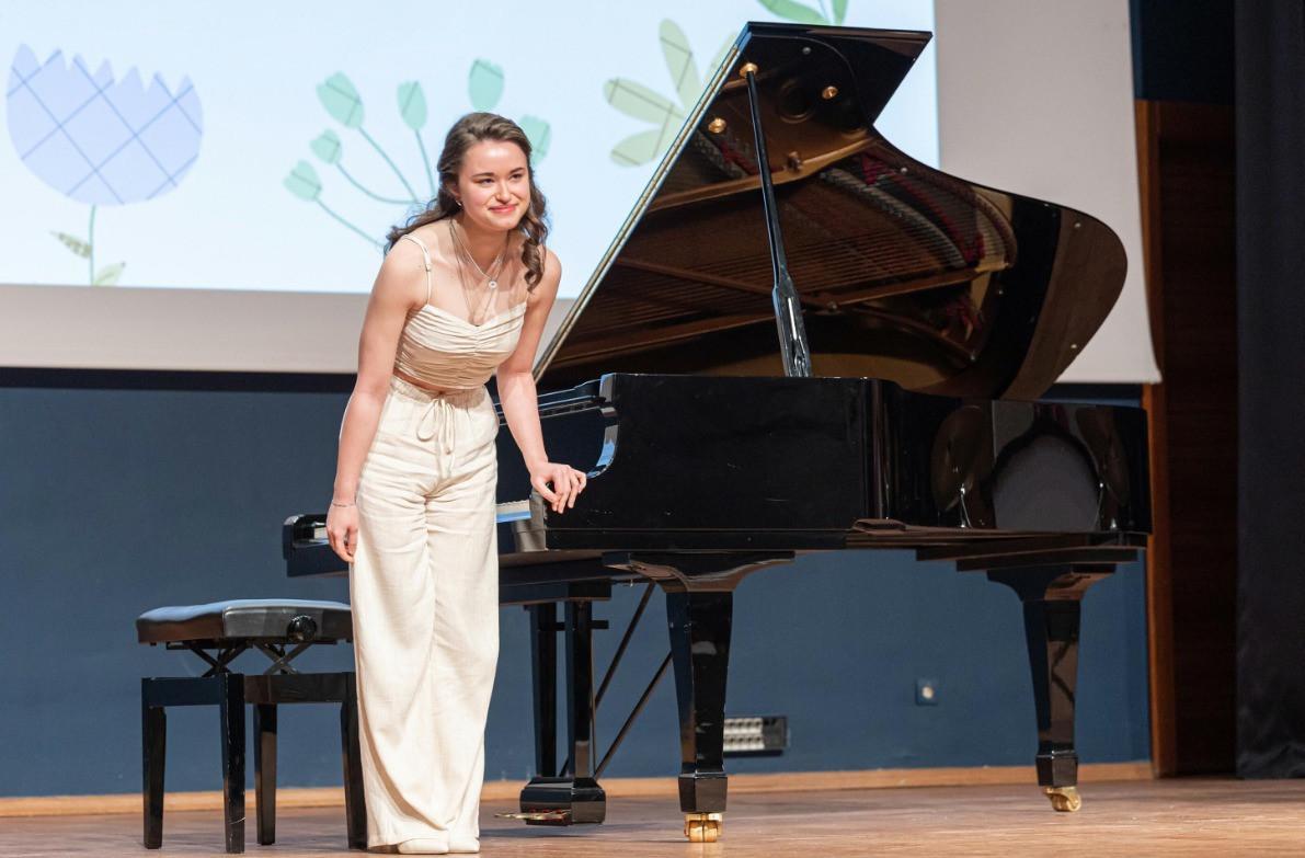 Student bags prize in piano competition overseas