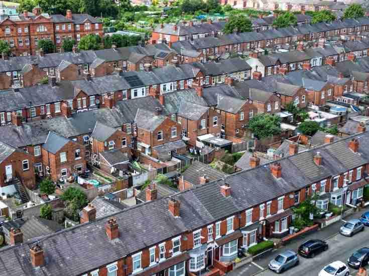 UK recession fears mount