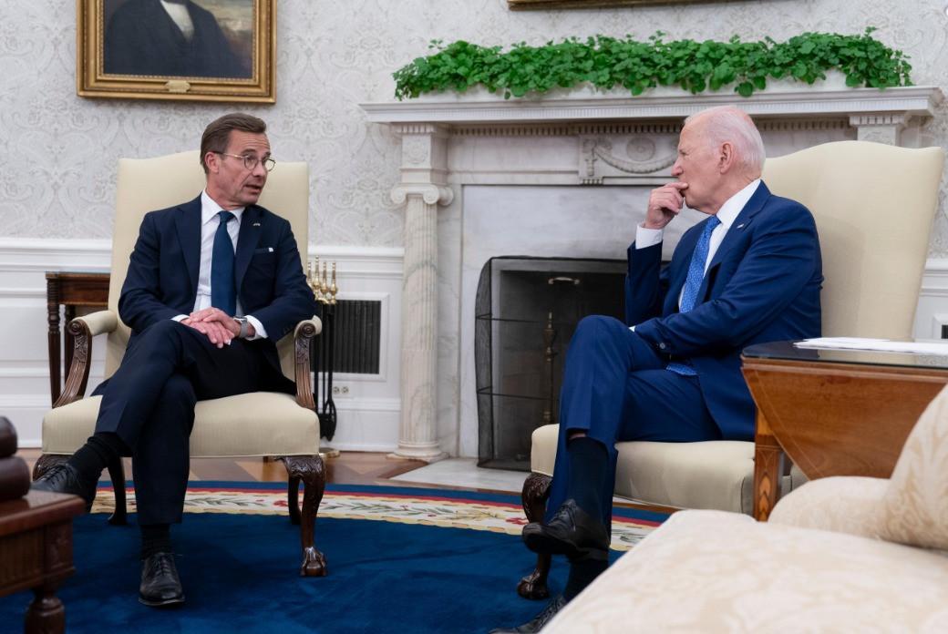 Biden tells Swedish PM looking forward to NATO bids approval