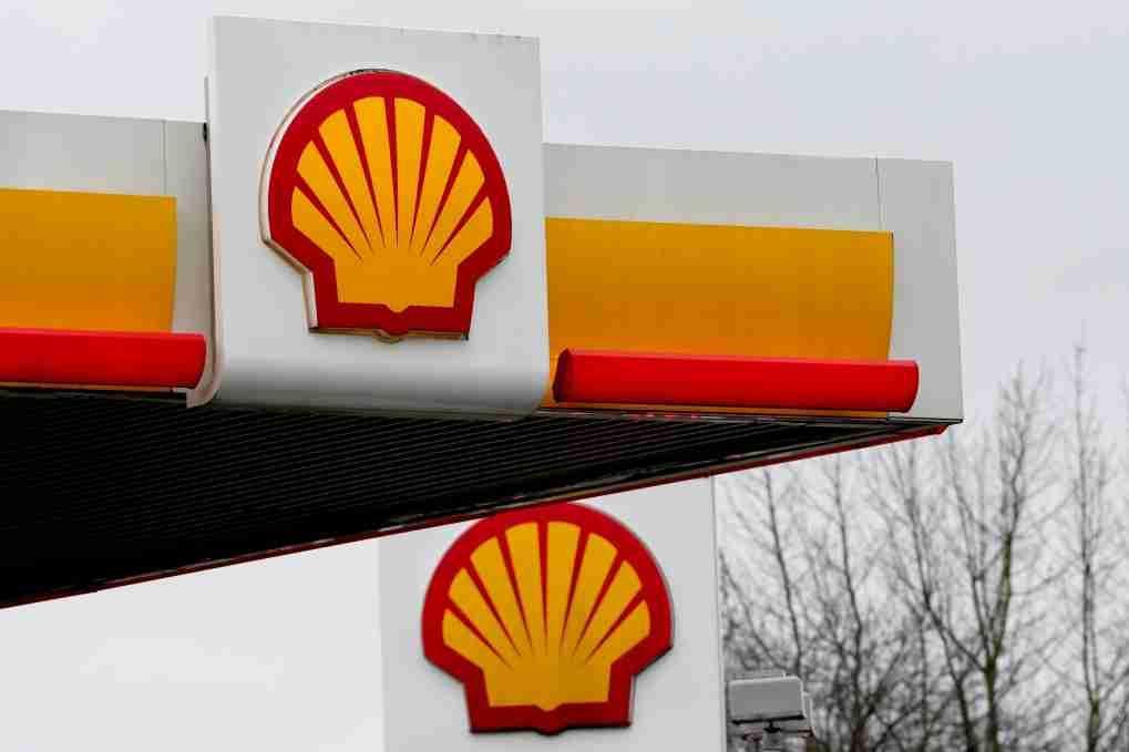 Shell says cutting output could worsen living standards