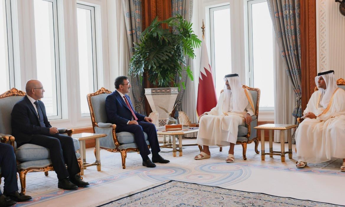 Top Turkish officials hold high-level talks in Qatar