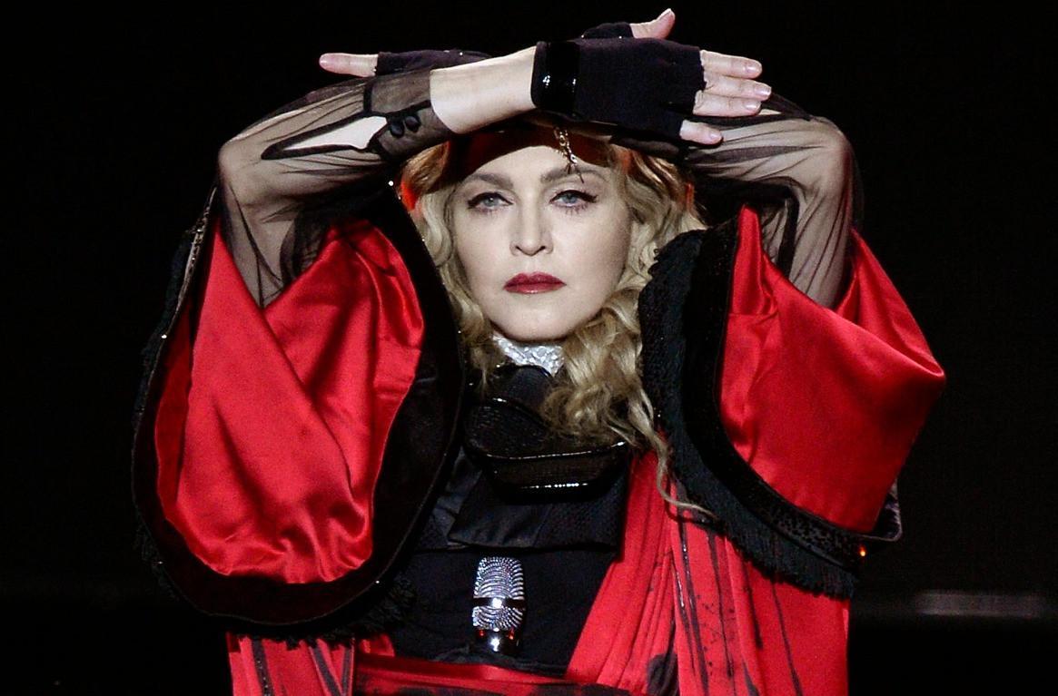 Madonna on road to recovery after hospital stay