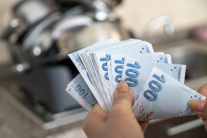 Year-end inflation expectations rise