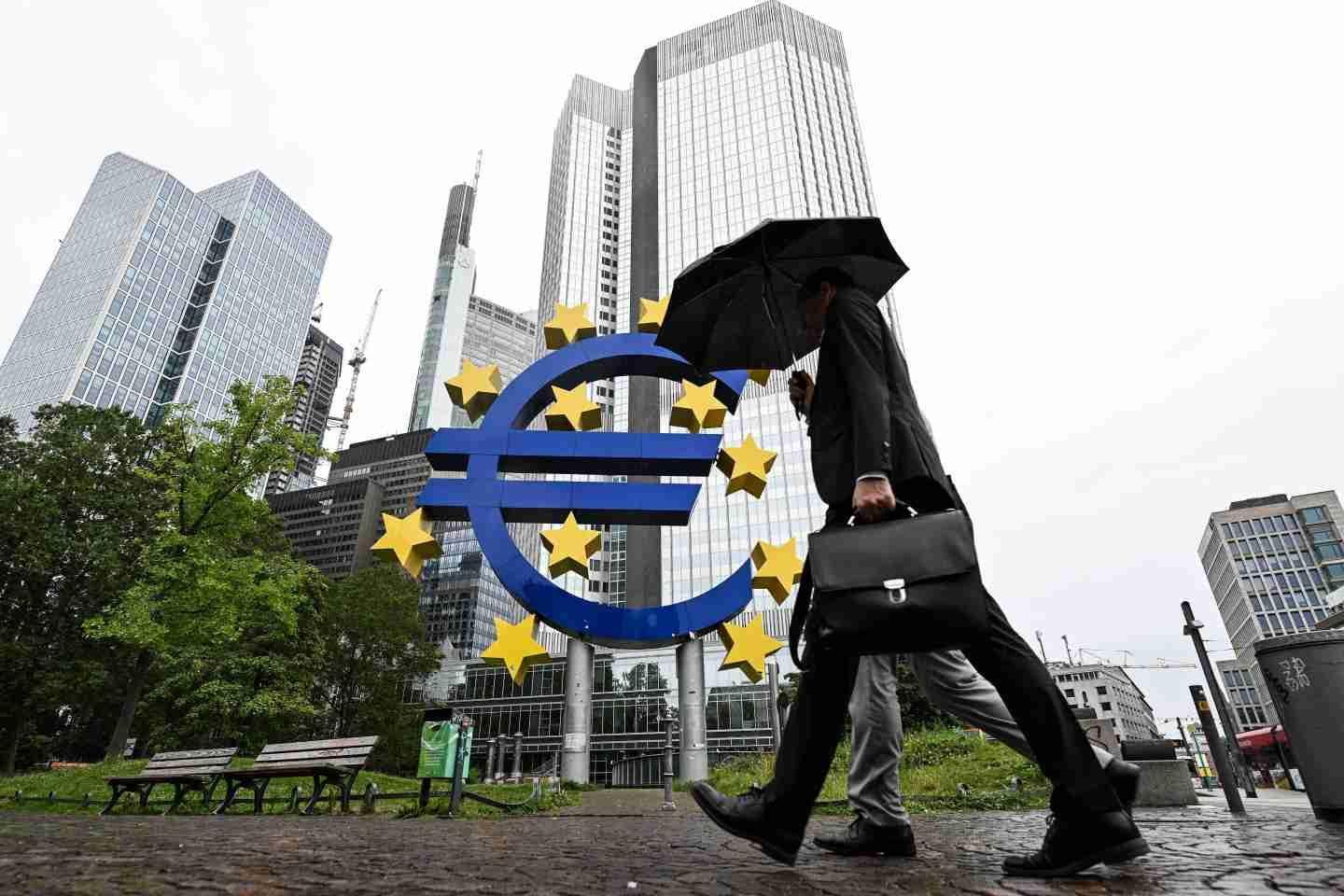 German consumer mood improves as inflation slows