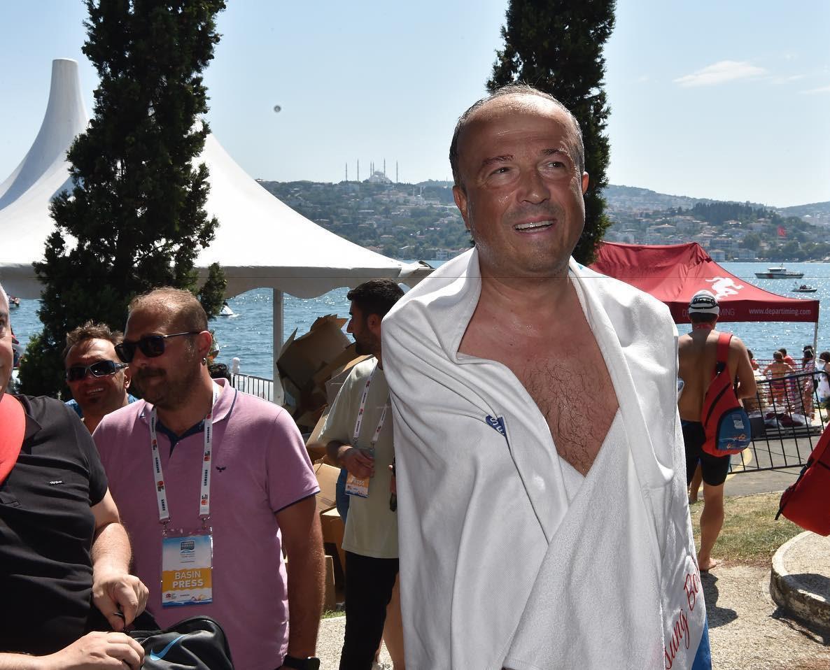 Disabled mayor crosses Bosphorus for 3rd time