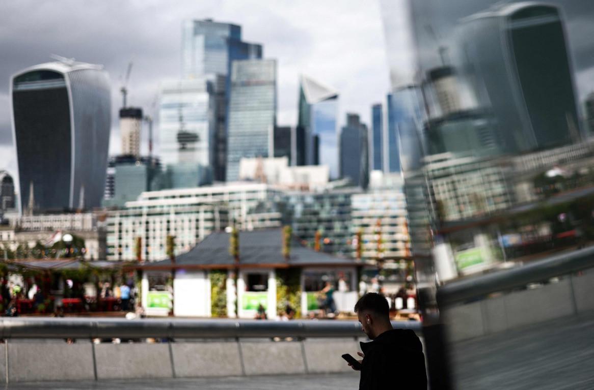 London businesses weary over pollution toll