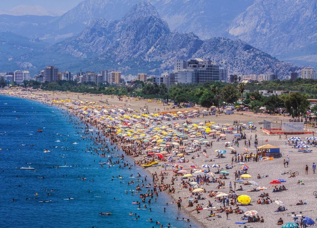 Finance Minister Şimşek hails ‘boom’ in tourism