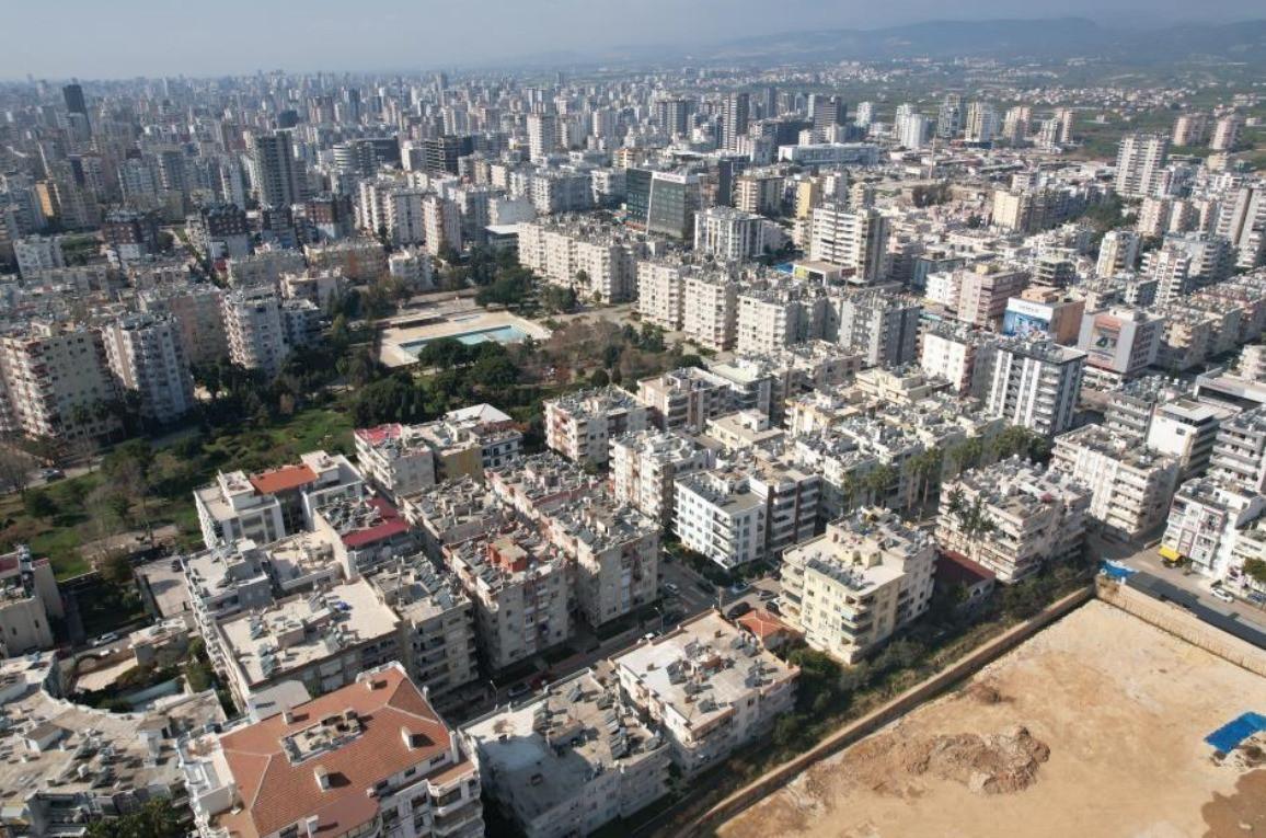 Regulator introduces new cap on some housing loans