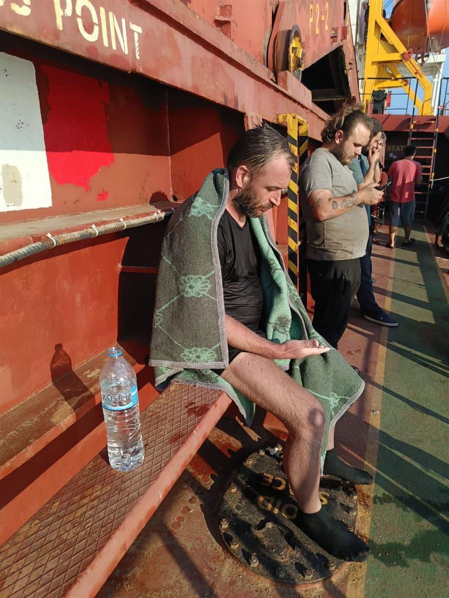 Ukrainian chief mate rescued after falling overboard off Sinop