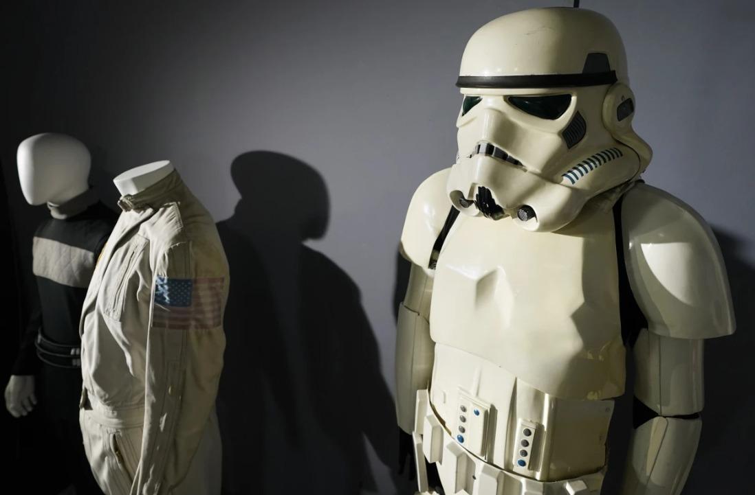 Hollywood model makers creations up for auction
