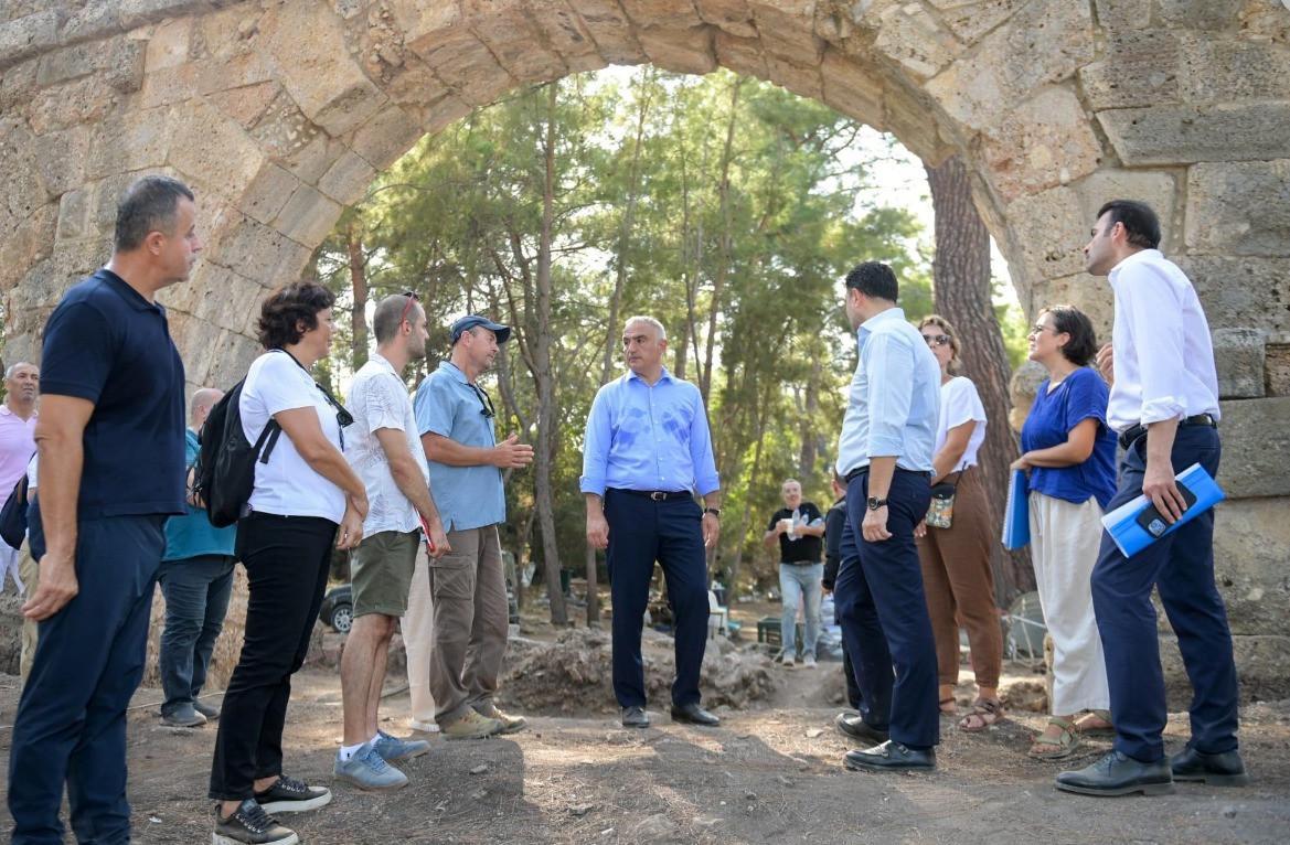 Ancient street to come to surface in Phaselis