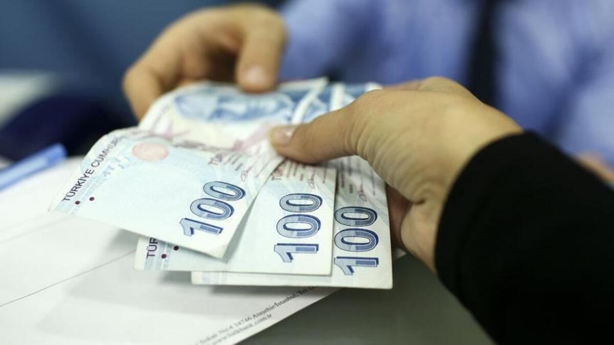 Central government budget posts surplus in August