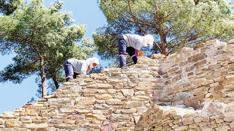 Local women join archaeological dig in Muğla