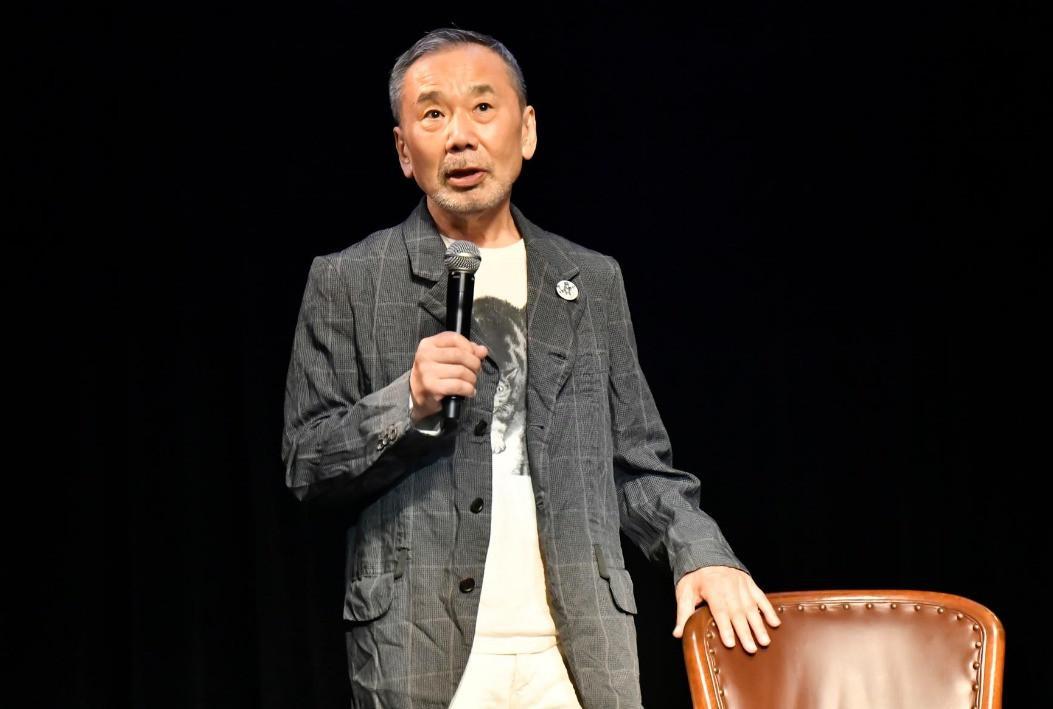 Murakami hosts Japanese ghost story reading