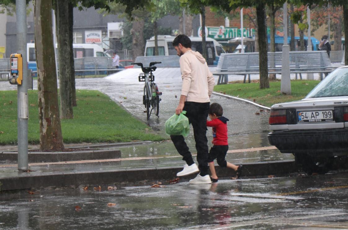 Turkish cities grappling with heavy rainfall, downpour